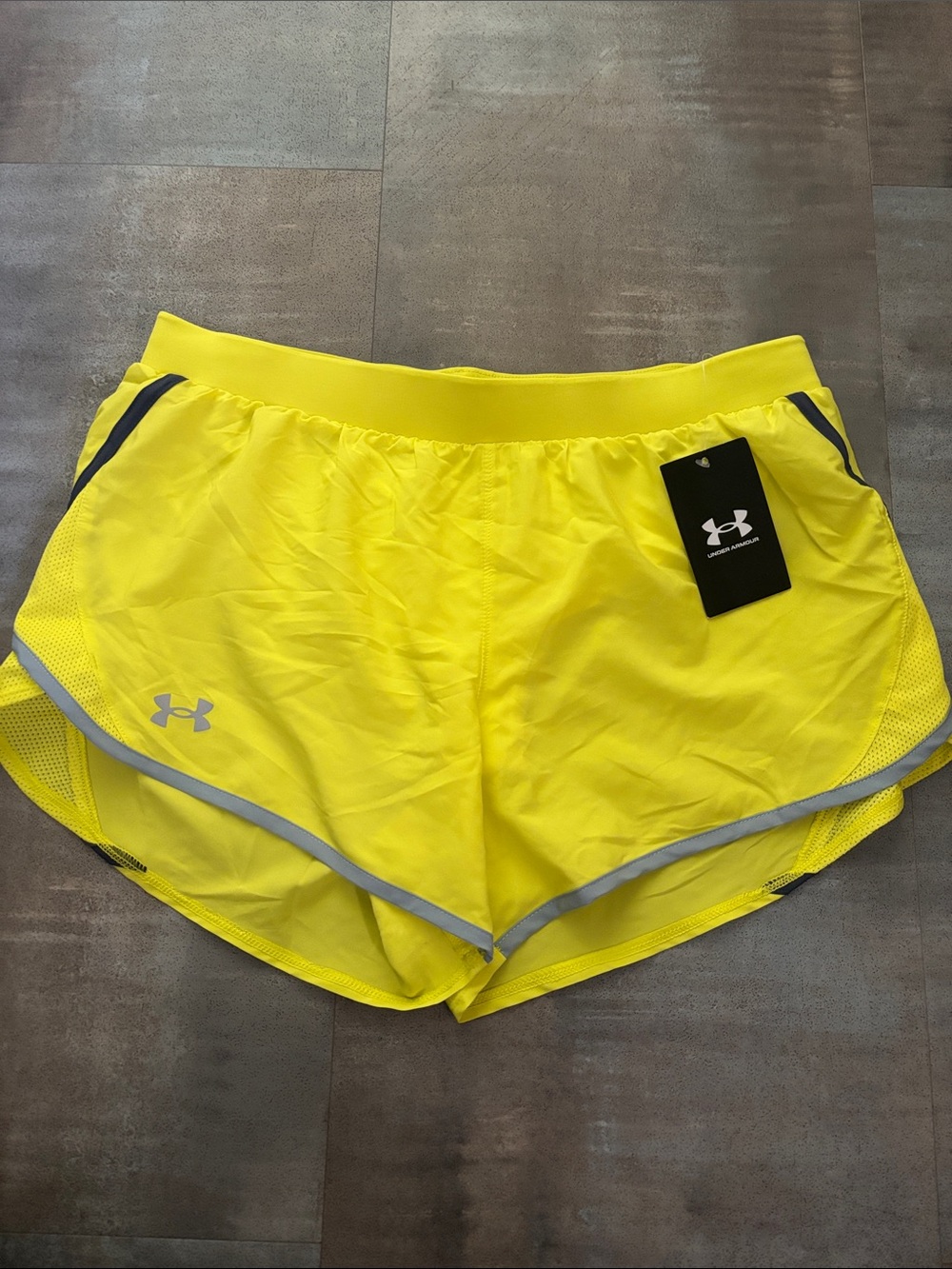 Under Armour Women's Neon Yellow Athletic Running Shorts size medium